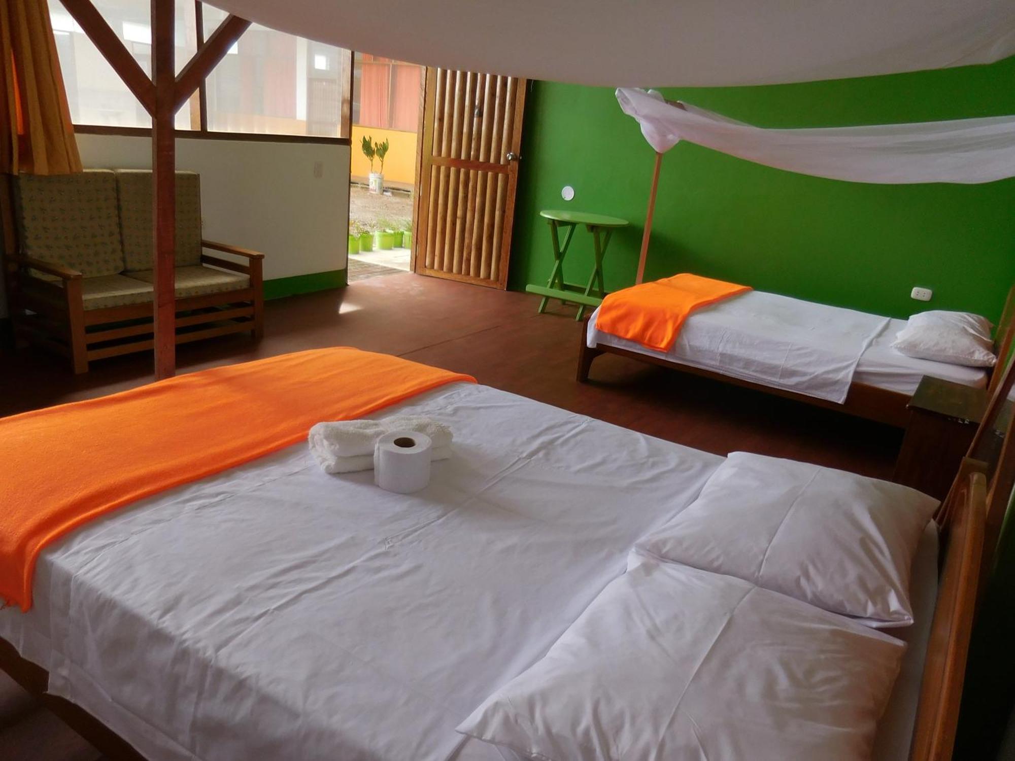 Tambopata Hostel Puerto Maldonado Exteriér fotografie