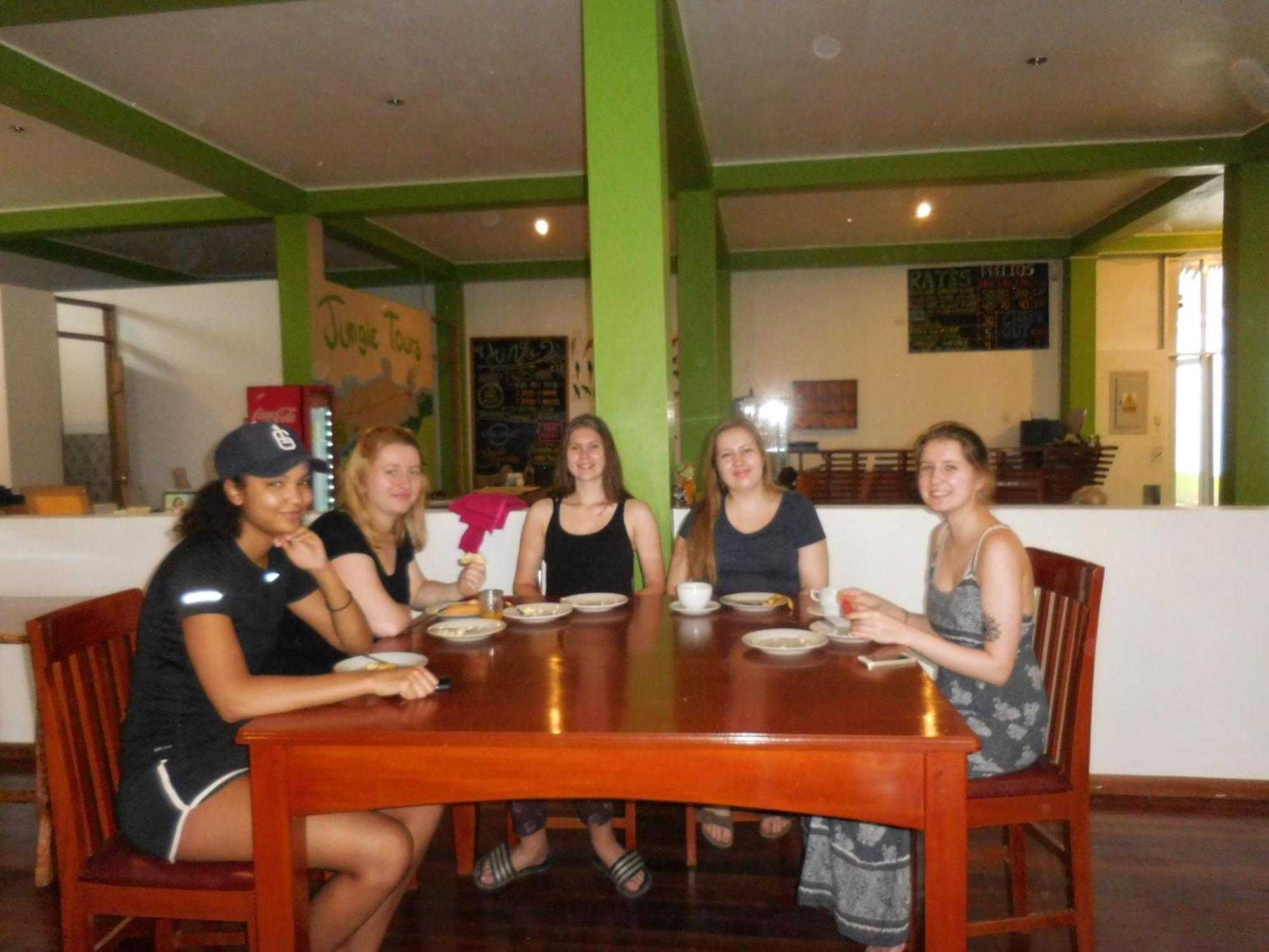Tambopata Hostel Puerto Maldonado Exteriér fotografie